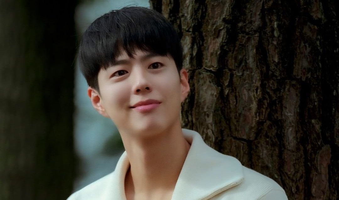 1726782364 park bo gum Post